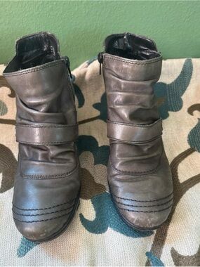 Women's Reiker Olive Green Ankle Boots